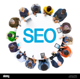 group-of-people-and-seo-concept-EN848N